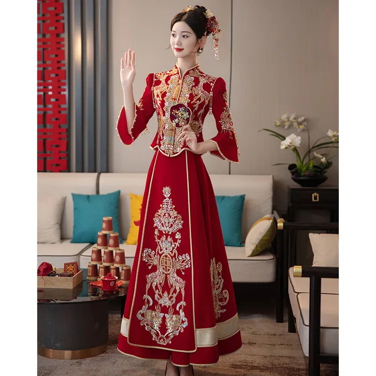 丝绒重工秀禾服2025新娘新款中式嫁衣婚服接亲情侣显瘦大码龙凤褂