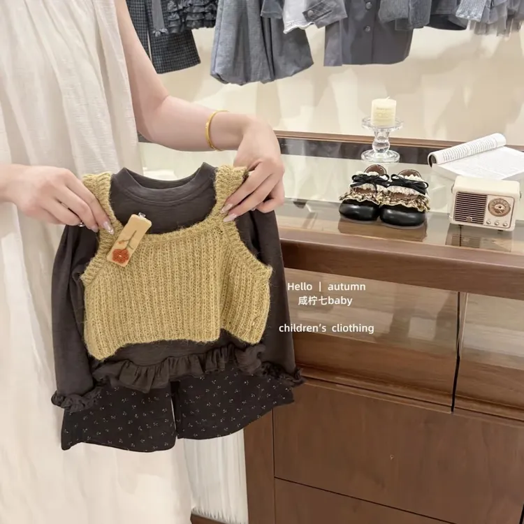 女童秋装套装2025新款童装中小童韩版宝宝洋气马甲阔腿裤三件套潮
