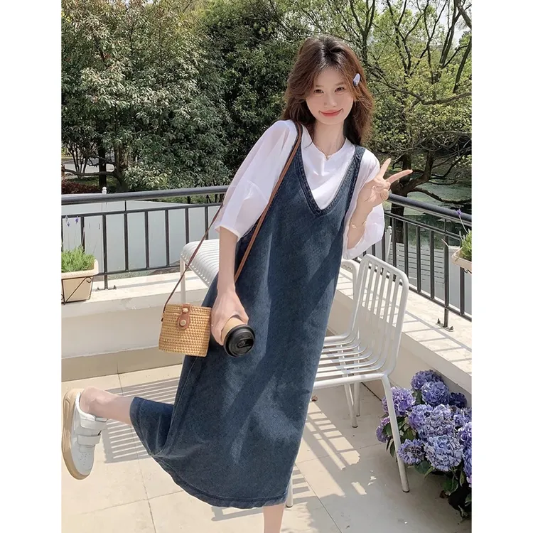 2025夏季法式复古港风气质高级感独特漂亮蓝色牛仔背带连衣裙女