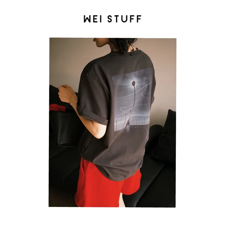 WEI STUFF 夏季新品100棉洋气舒适百搭圆领宽松印花短袖T恤 8832