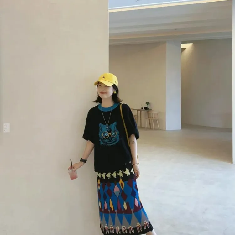 2025夏季新款韩系复古渐变猫咪短袖T恤设计感半身裙气质两件套女