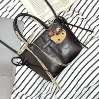 一张同学【长约20宽6高16单位厘米】时尚手提单肩斜挎包C7770晕染