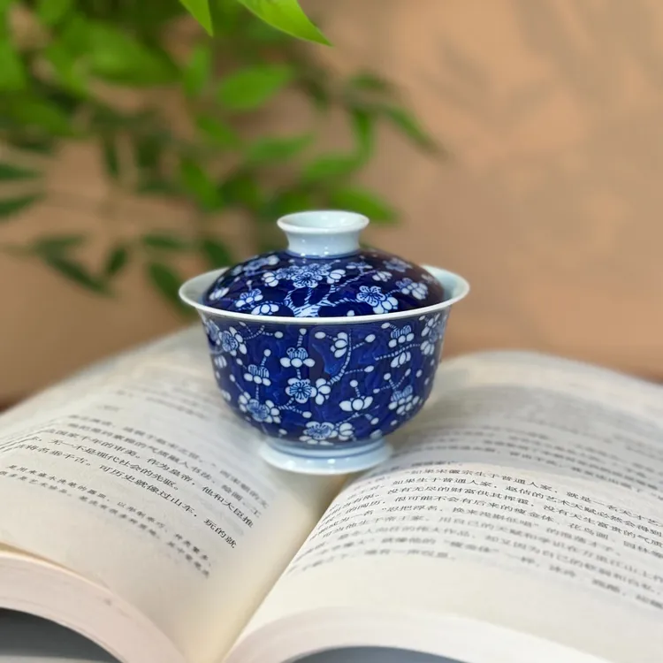 B021【妙手晓芳】景德镇手工手绘青花冰梅元宝盖碗 100ml