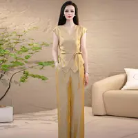 《纪朵研》859#时尚套装女夏新款气质显瘦提花短袖衬衫阔腿裤两件套
