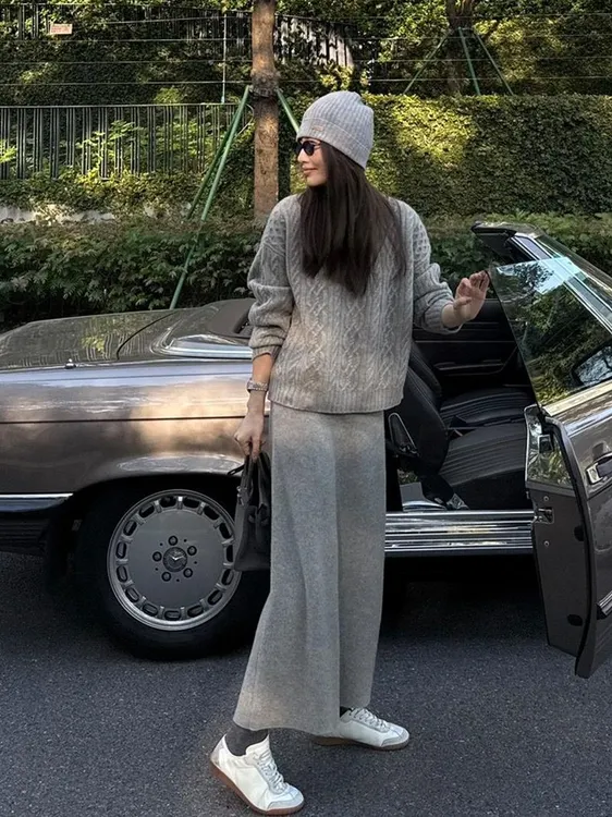 韩系搭配一整套冬装灰色套头毛衣a字半身裙高级感超好看两件套装