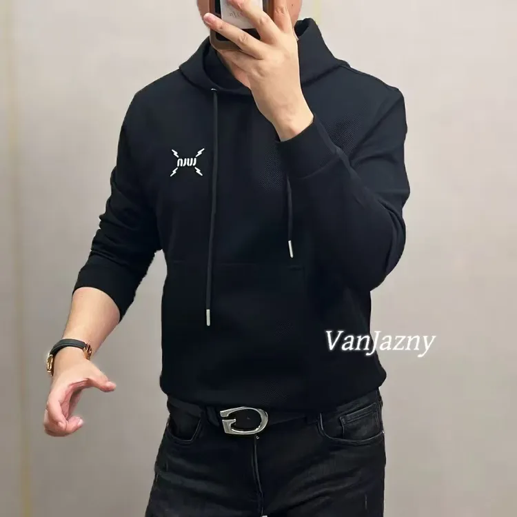 【VanJazny】新款高端男士时尚休闲纯色字母胸标连帽卫衣8508
