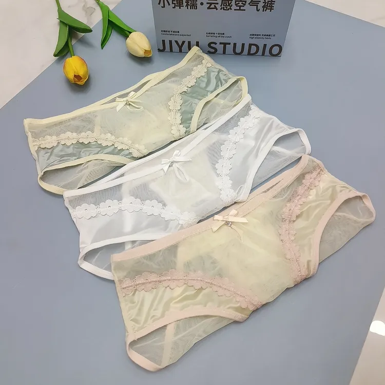 超薄透气蕾丝缎面纯欲性感中腰女士小裤 3条