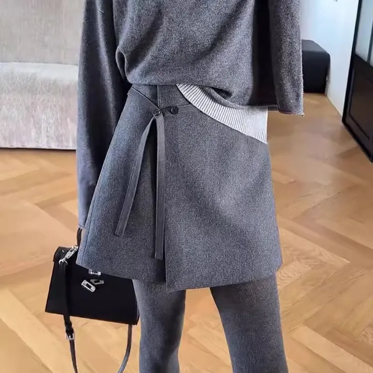灰色设计感毛呢半身裙女2025冬季气质简约舒适感晚宴裙子秋冬款