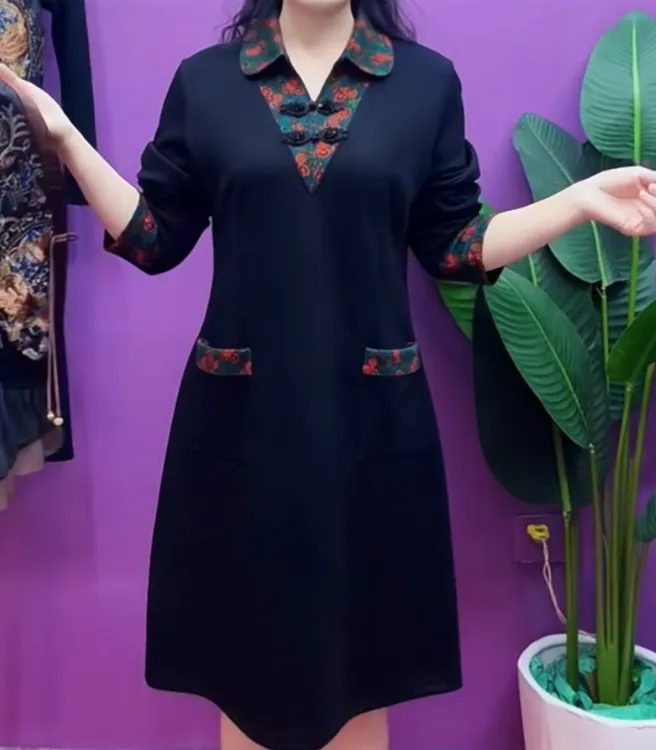 新款时尚盘扣翻领长袖中长款优雅百搭收腰显瘦连衣裙