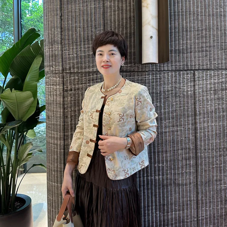 女圆领国风正肩短款早秋短外套秋季气质新中式