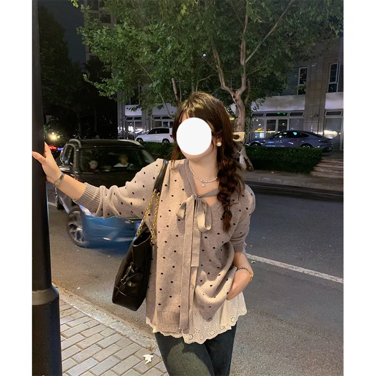 韩系气质蝴蝶结系带V领波点针织开衫女大码秋季显瘦遮肉别致上衣