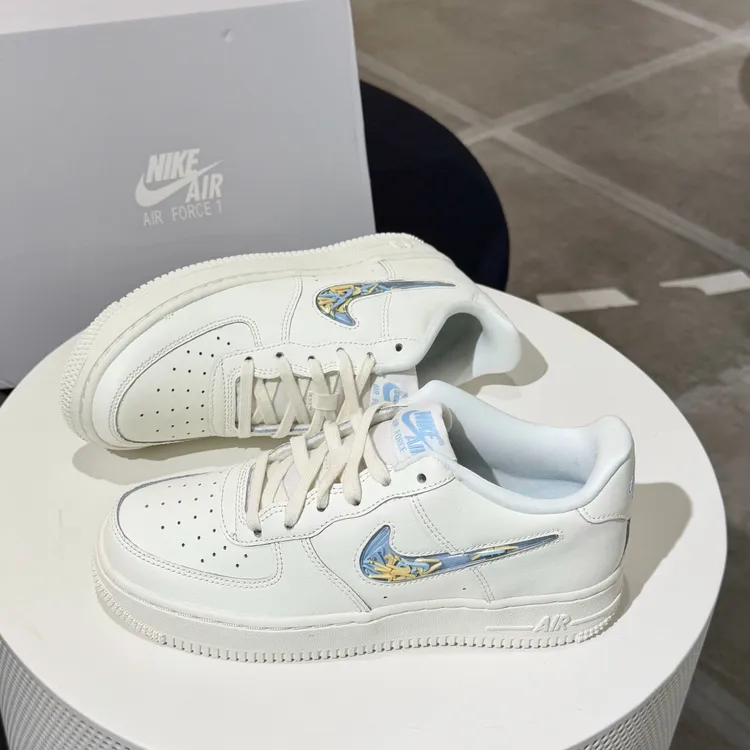 NIKE/耐克正品女鞋AF1(GS)空军海洋之心百搭流光风板鞋IM6697-141