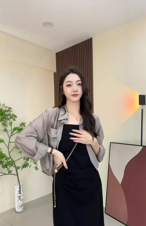 小个子防晒纯色短款夏季简约通勤衬衫2025年百搭长袖休闲时尚上衣