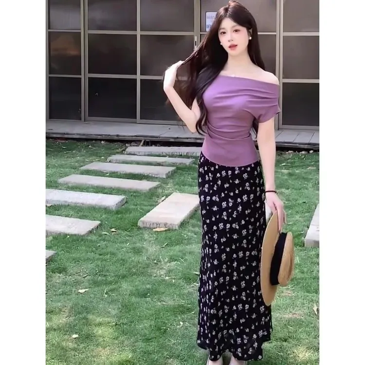 大码新款轻熟风一字肩褶皱短袖T恤搭配高腰碎花半身裙套装女夏季