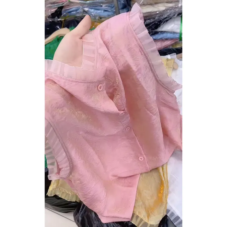 今年流行穿搭2025夏季新款温柔风宽松新中式刺绣极简风衬衫上衣