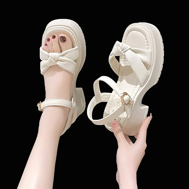 粗跟凉鞋女外穿精致2025夏季配裙子百搭一字扣厚底罗马泰国凉拖鞋