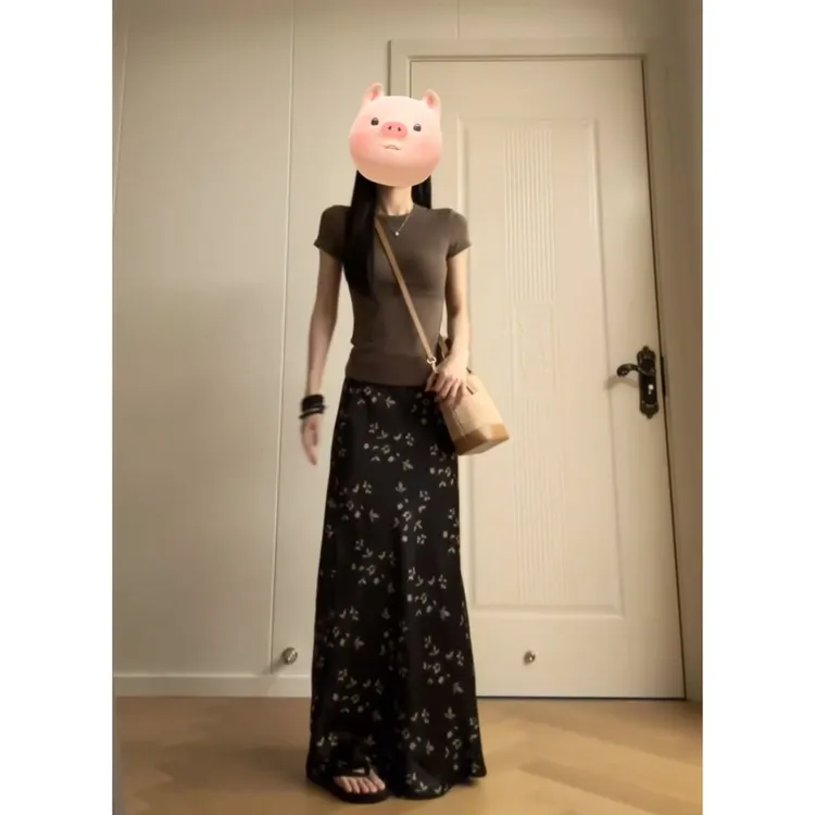 MARIE.COCO时尚轻熟风圆领显瘦短袖上衣高腰开叉碎花半身裙两件套