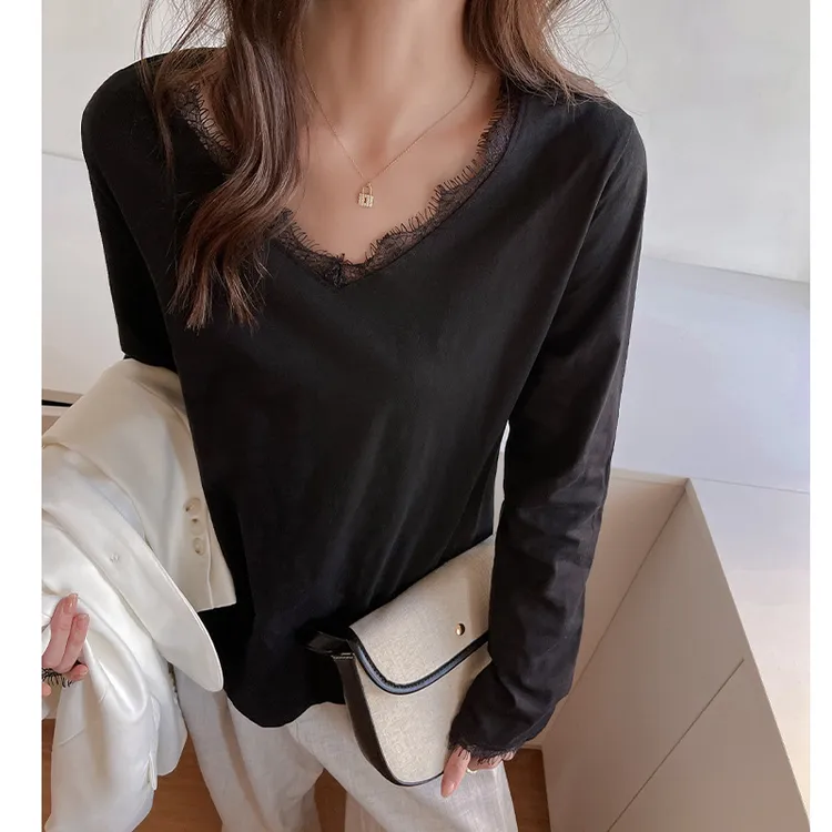 纯棉v领蕾丝宽松版正肩t恤女秋冬慵懒风高级感长袖打底衫上衣