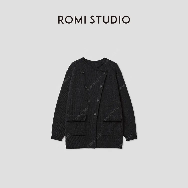 ROMI STUDIO"复古气质"100%羊毛细腻牛角扣毛织外套 RWCAW65759