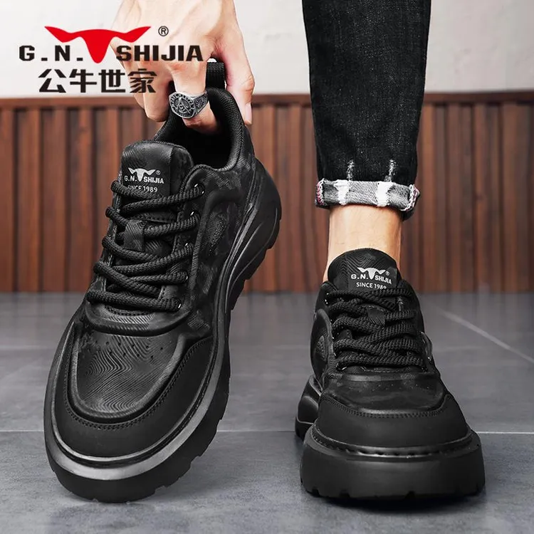 公牛世家男鞋春季欧洲站潮牌时尚运动鞋男士春天休闲厚底纯黑潮鞋