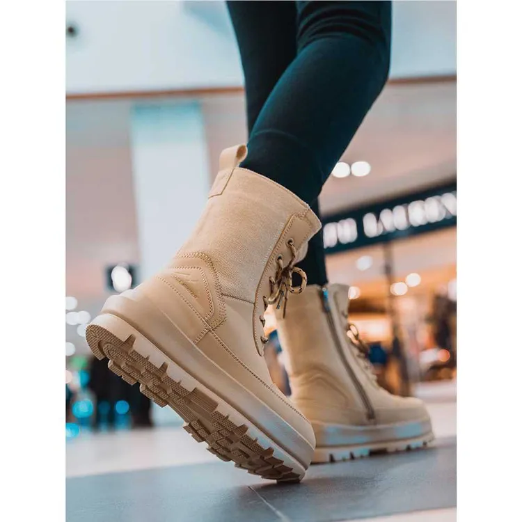 中筒女士雪地靴保暖防滑马丁靴女加绒加厚女款靴子2025新款女鞋子