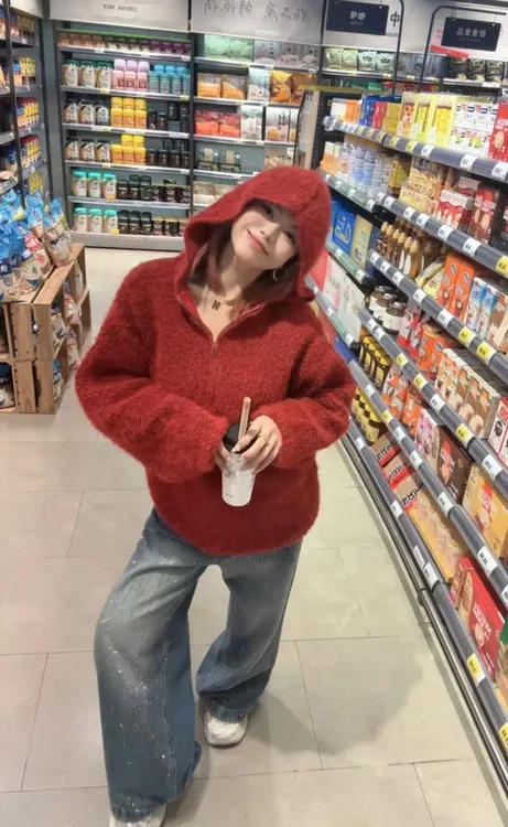 【陈十七专属】2025秋冬新款慵懒半拉链连帽毛衣女加厚柔软套头上衣