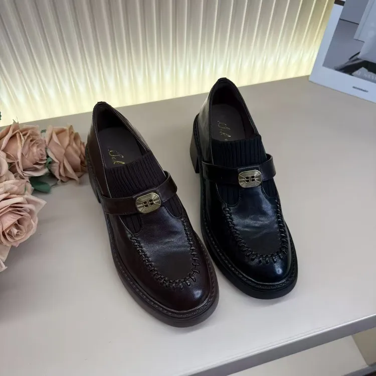 【Skoro】6cm2025秋冬新款厚底粗跟乐福鞋6012