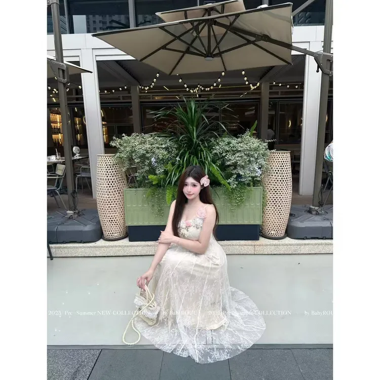 【现货】【杏蝶微雨】温与柔法式仙气鲜花满怀浪漫小众气质显瘦度假裙