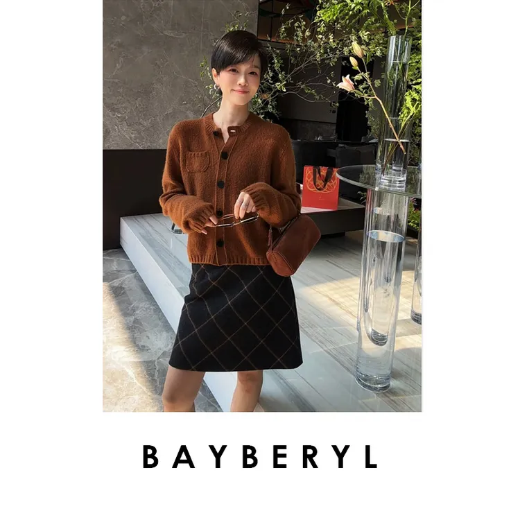 BAYBERYL老贝栗子*圆领复古小口袋开衫针织衫ZZS5J0444-10/7