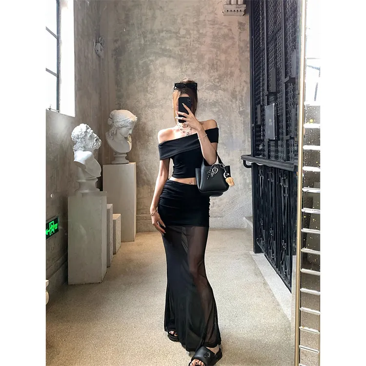 2025春夏季新款设计感优雅通勤风网纱一字肩上衣微透褶皱半裙套装