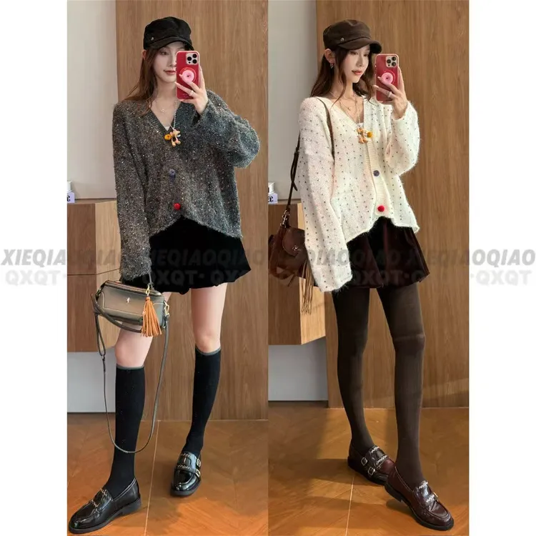 谢荞荞「繁星糖豆」羊毛秋冬V领彩点细闪亮片镂空排扣长袖针织开衫