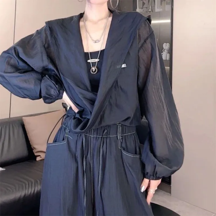 时尚简约连帽长袖防晒衣女夏季新款洋气休闲百搭室内空调外套上衣