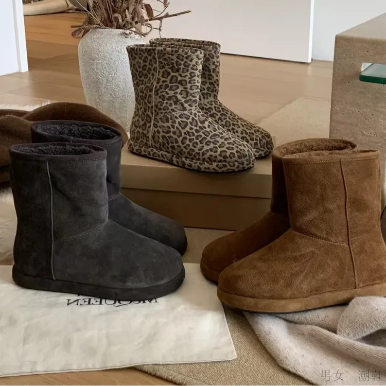欧洲站2025秋冬新款豹纹羊皮毛一体女士平底保暖防滑短款雪地棉靴