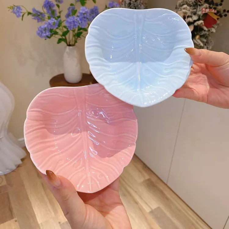 【陶源里专属】网红爆款陶瓷碟小吃碟坚果碟树叶碟餐具釉下彩盘家用