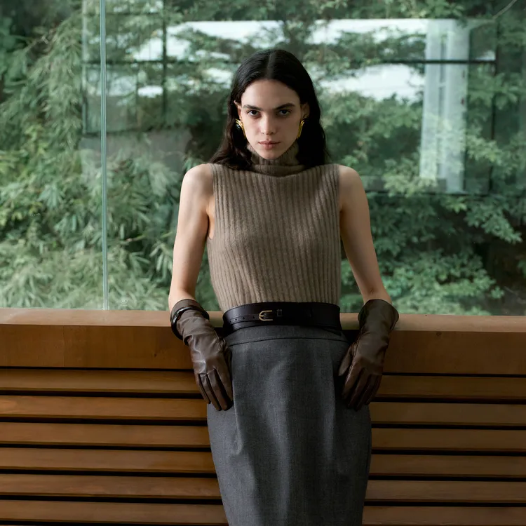 LYNEE【层次感】新 羊绒高领坑条无袖背心女冬针织毛衣LGD2FAK153