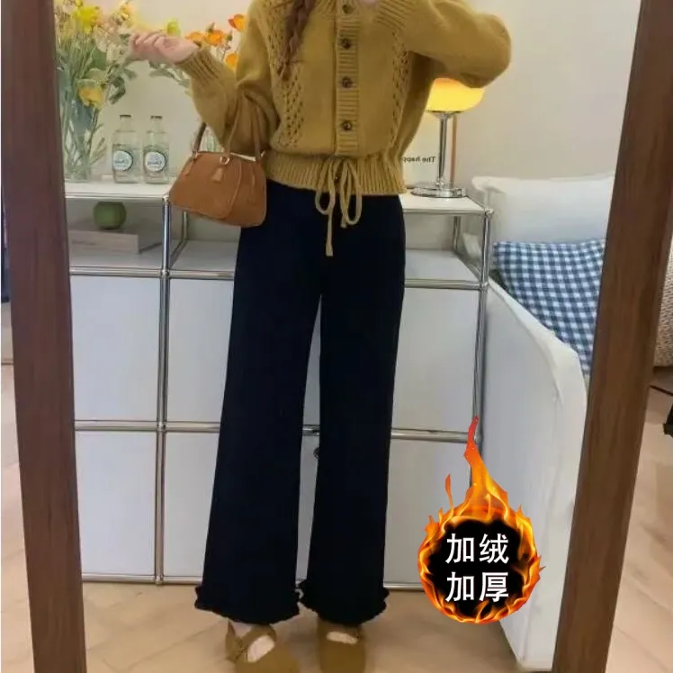 8281-秋冬万向弹加绒加厚显瘦微胖大码直筒休闲木耳边小黑裤