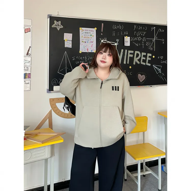 大码女装秋季简约花契200斤胖mm设计感空气层连帽运动夹克15669-C