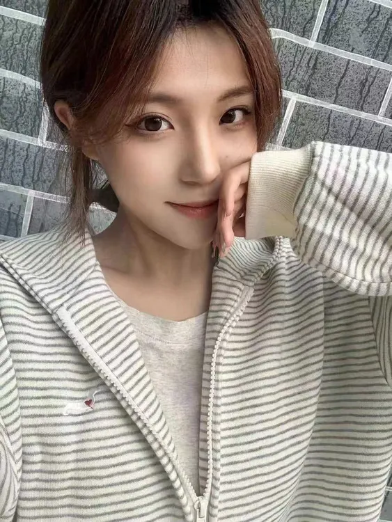包好看!!【条纹外套】韩系学院风卫衣女外套秋季港风宽松连帽上衣