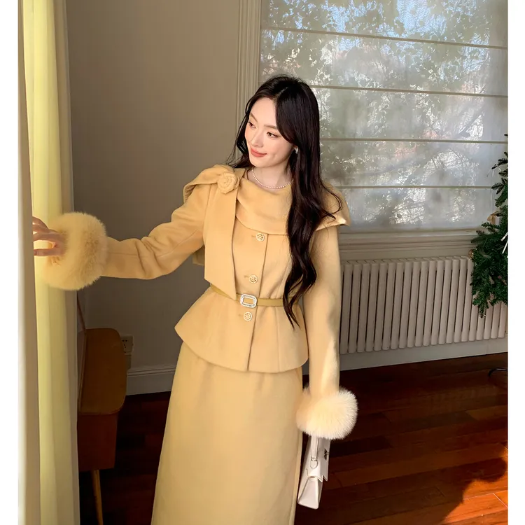 GERTCOREL2025新款冬季高级小香鹅绒内胆羽绒服女一整套深冬穿搭
