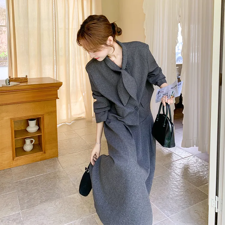 时髦学院风俏皮减龄套装裙女秋季新款设计感个性上衣半身裙两件套