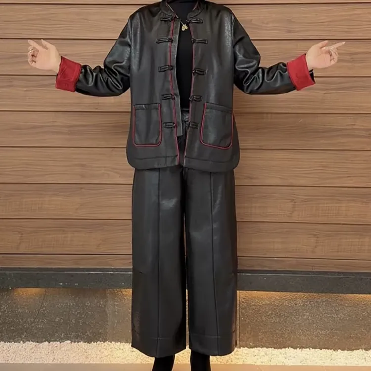 2026新年新款国风时尚加绒图层压花休闲洋气宽松遮肉显瘦两件套女