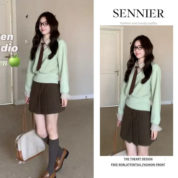 早春温柔系穿搭女2026新款韩系学院风假两件针织衫半身裙两件套装