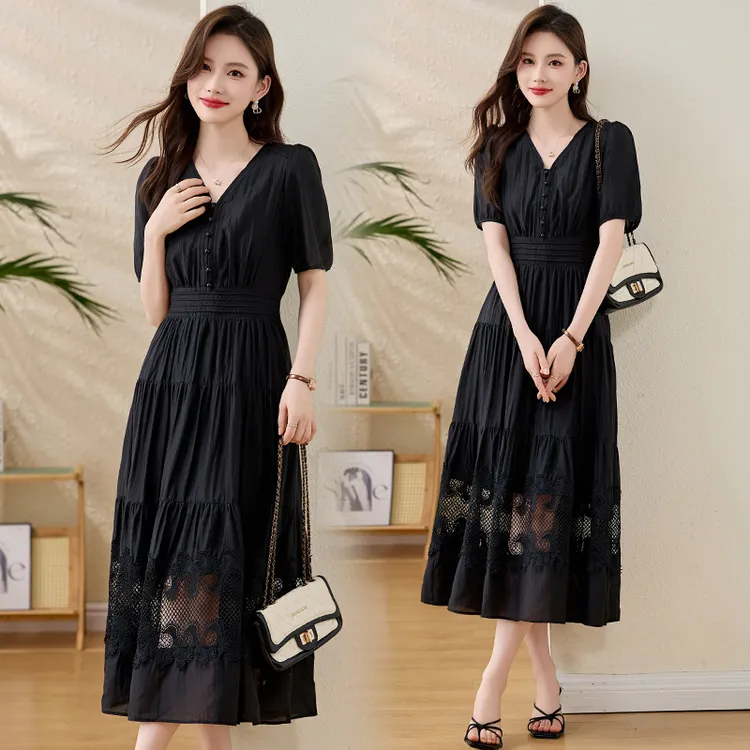 法式V领蕾丝拼接连衣裙女2025夏季新款高级感气质收腰中长款裙子