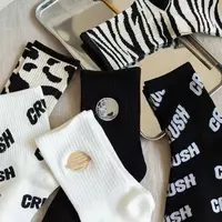 06黑色系袜子秋冬中筒袜情侣袜纯色印花中筒袜