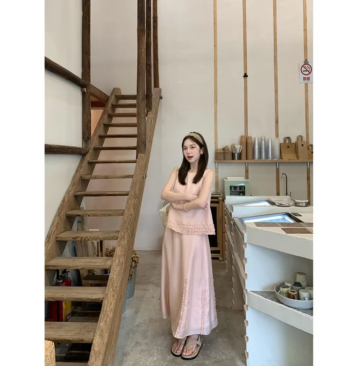 现货陳文文【可露丽甜心】夏季新款花边拼接套装上衣半裙两件套4899