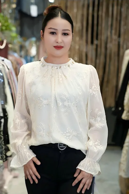 2025-新款时尚上衣