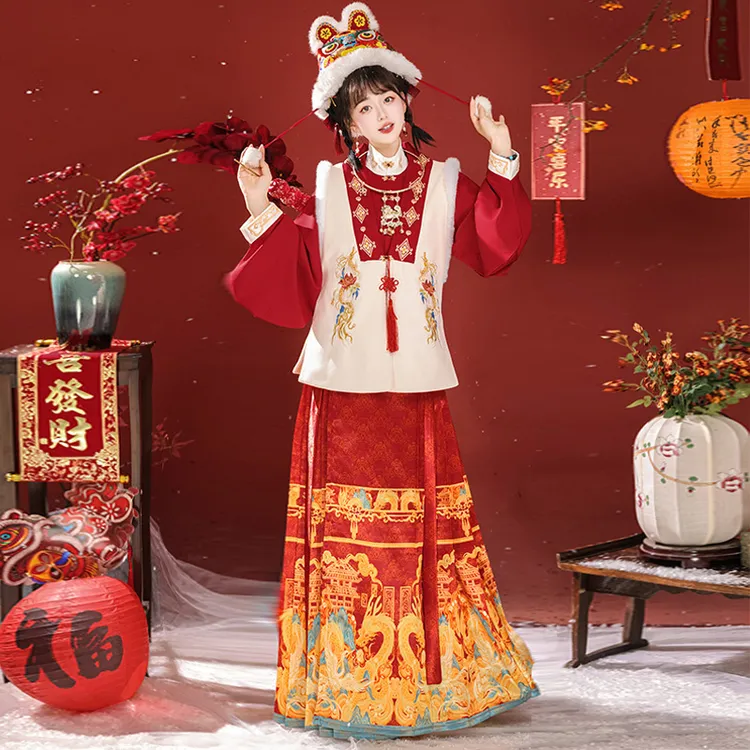 汉服马面裙女秋冬套装2025新款明制刺绣比甲中国风成人古装拜年服