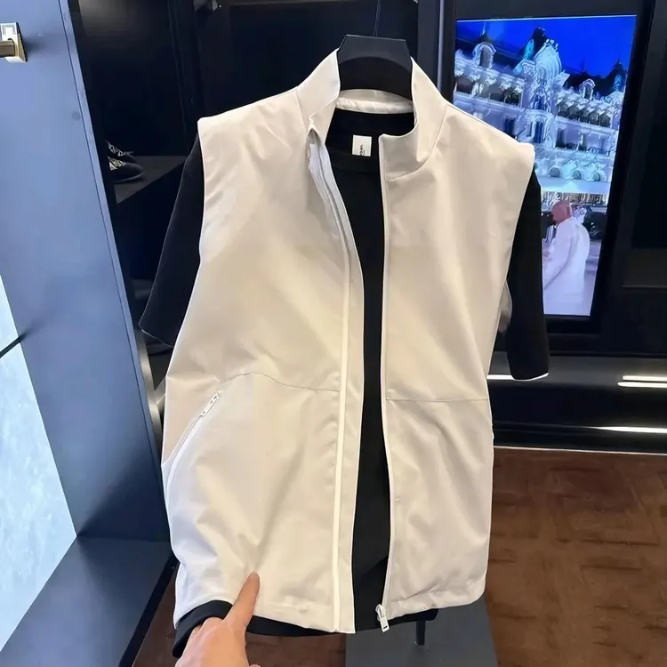 2025秋季新款男士户外立领休闲时尚百搭马甲修身外穿纯色男装新款