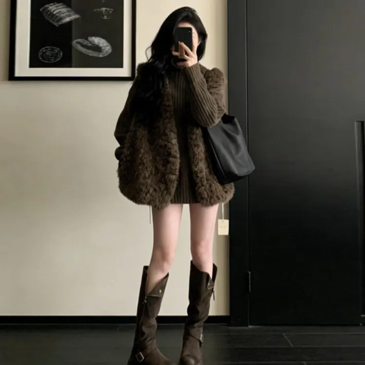 韩系温柔风绝美巨好看咖色套装裙子女2026超火深冬气质一整套穿搭