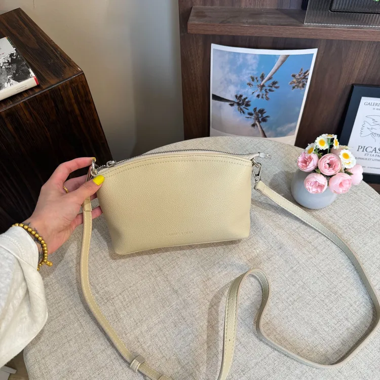 时尚贝壳包女韩版ins潮流百搭单肩包2025夏季小众高级感休闲女包